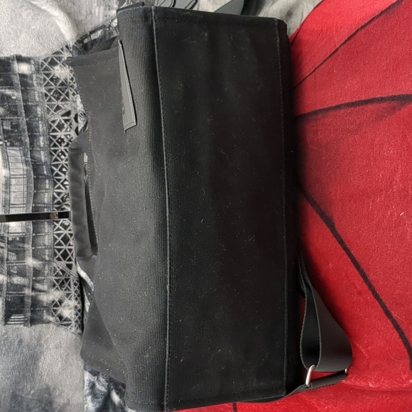 DKNY Hadler medium tote - Picture 8 of 12